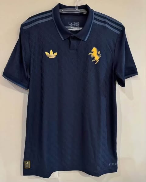 JUVENTUS THIRD
