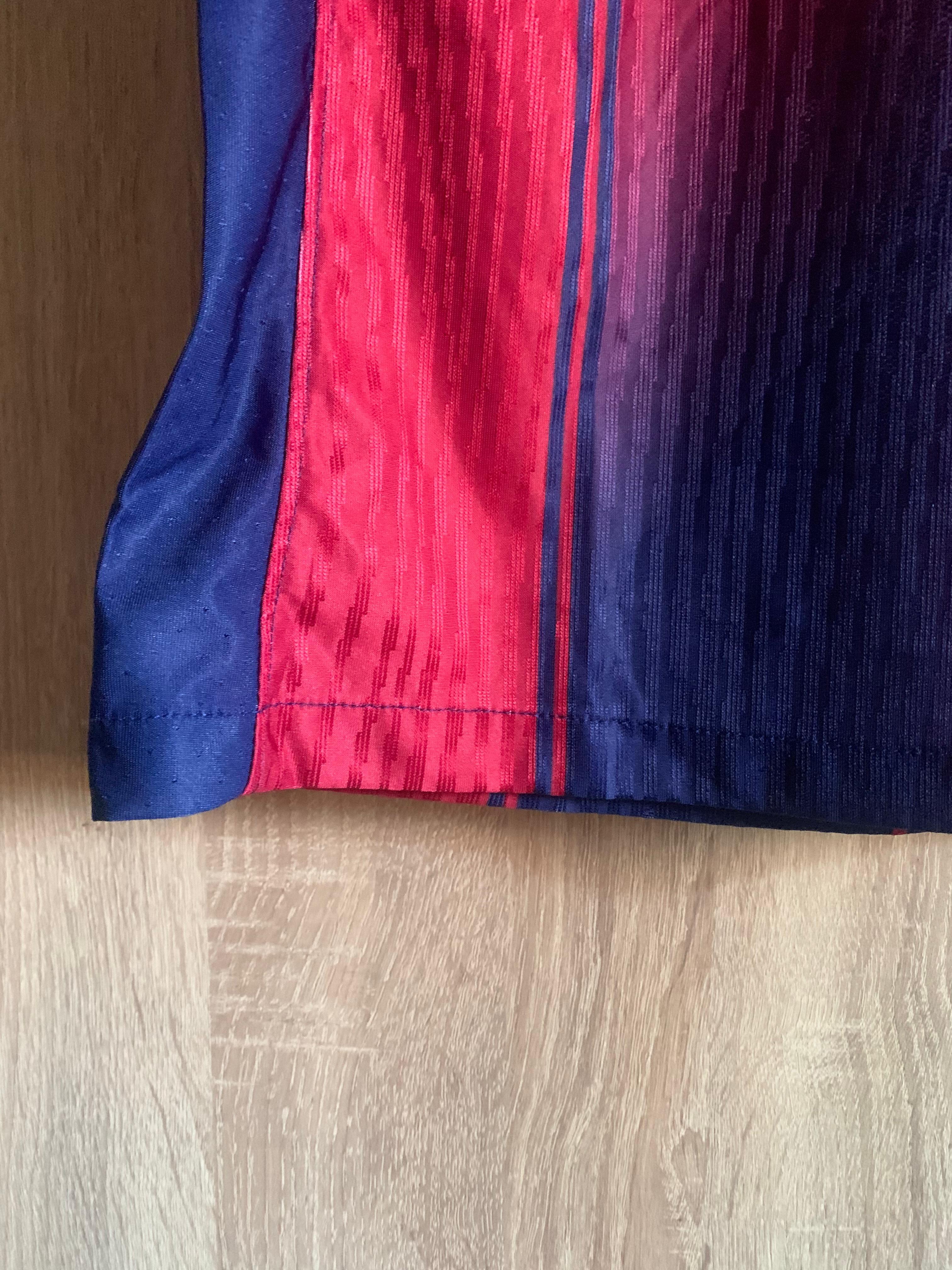 FC BARCELONA HOME KIT ( SANS SPONOSOR )