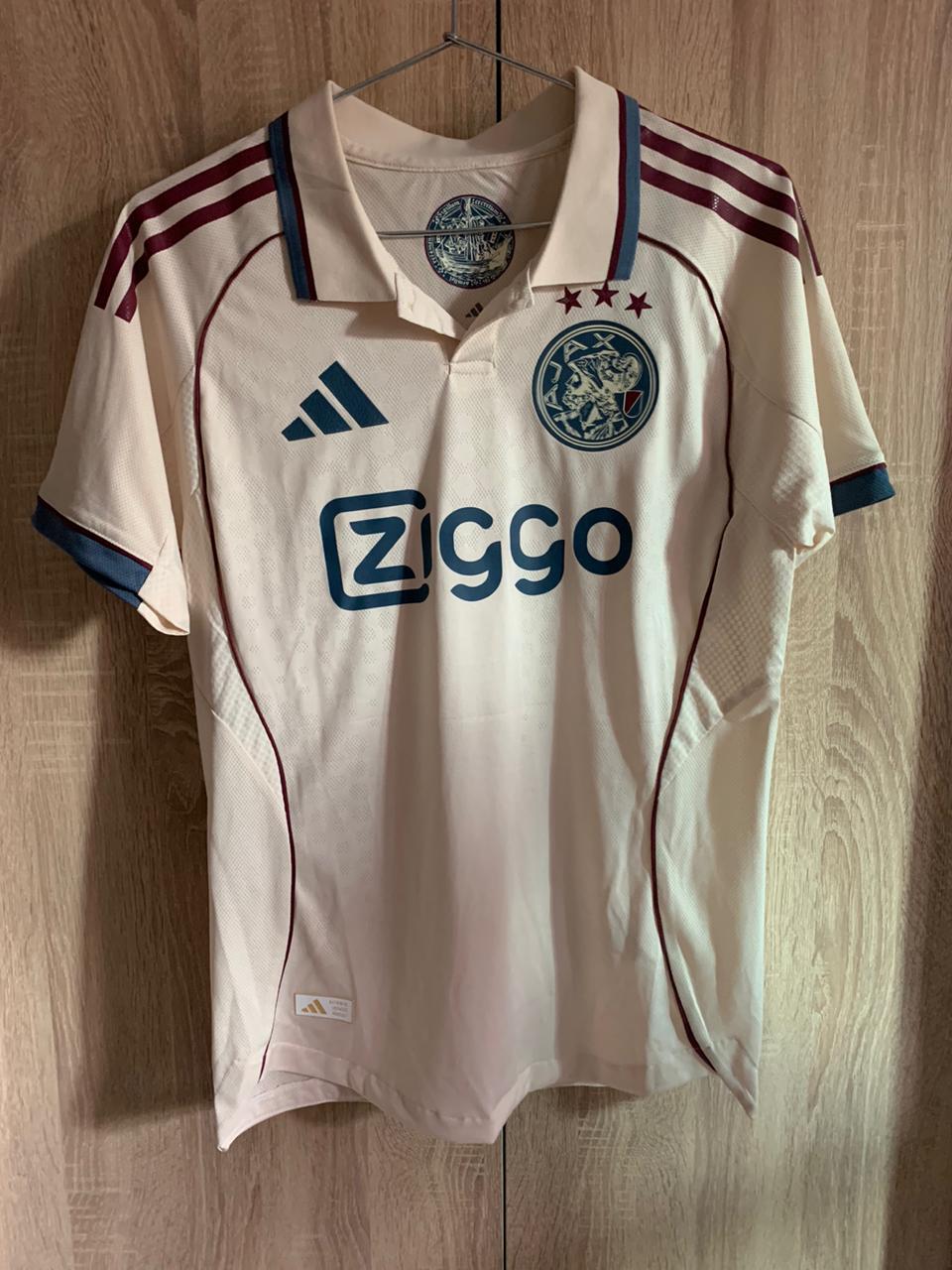 AJAX THIRD