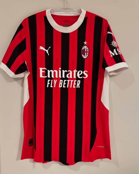 AC MILAN HOME