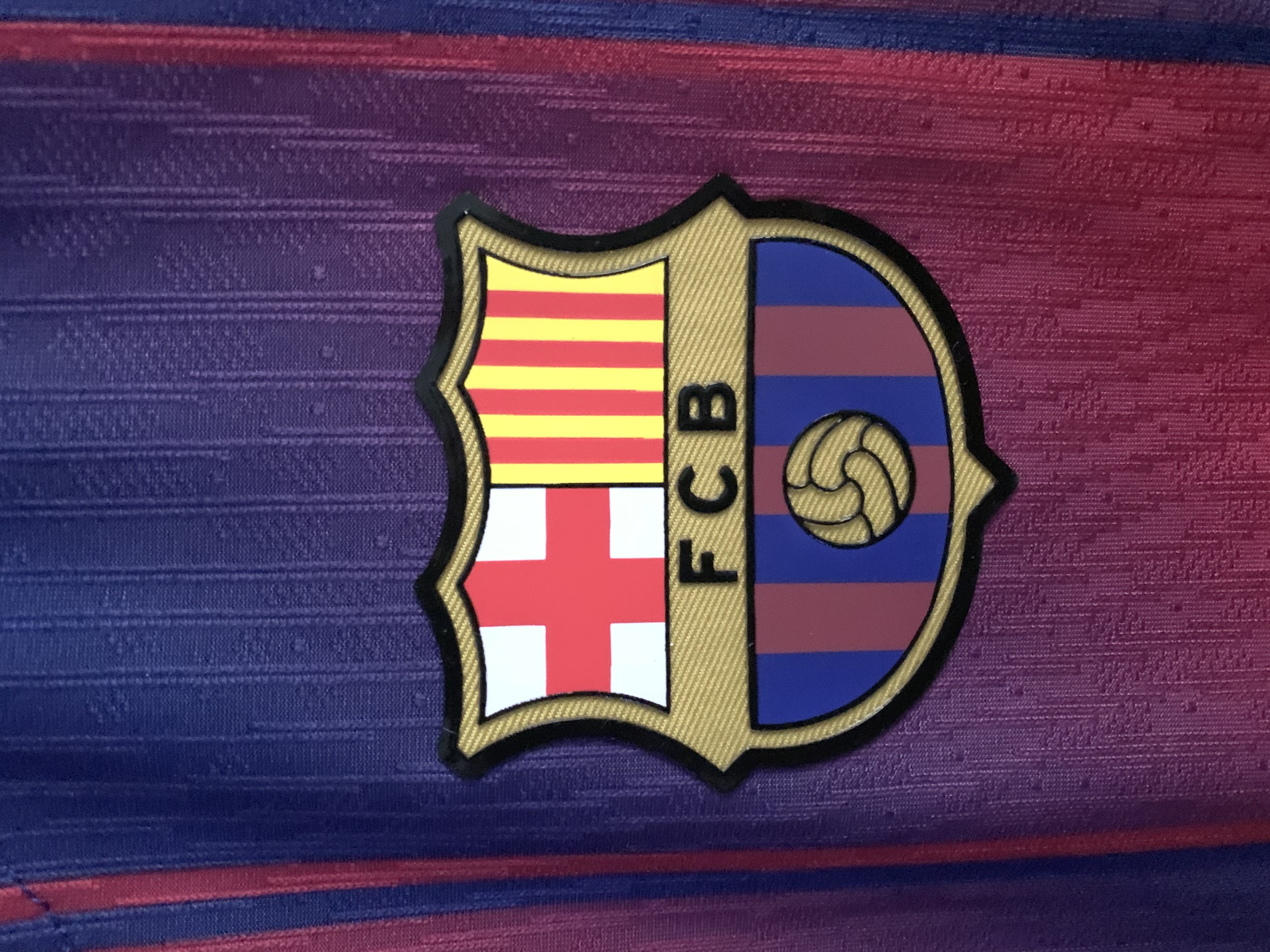 FC BARCELONA HOME