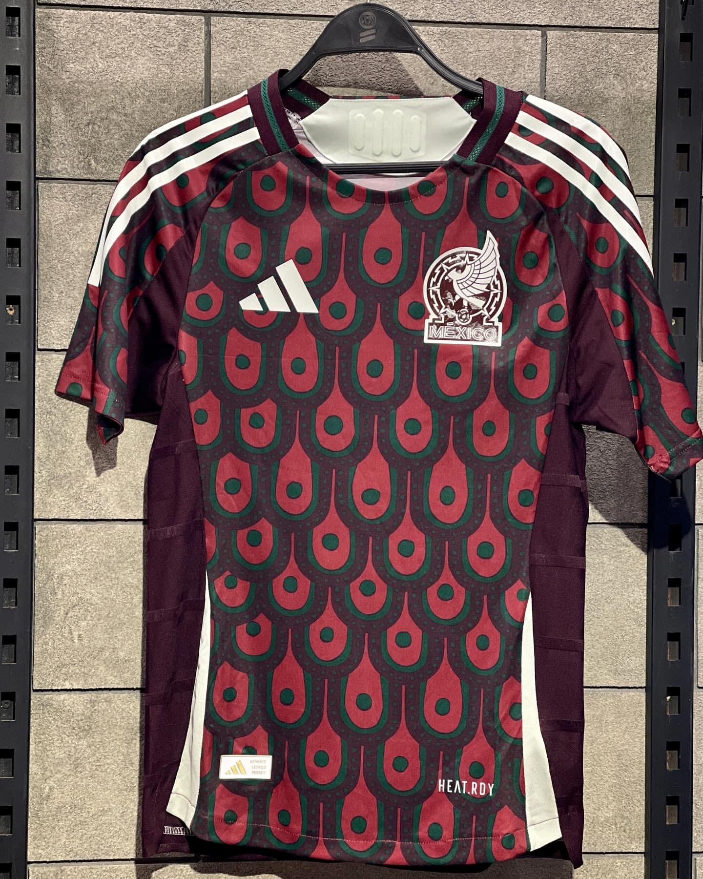 MEXIQUE AWAY 🇲🇽😍