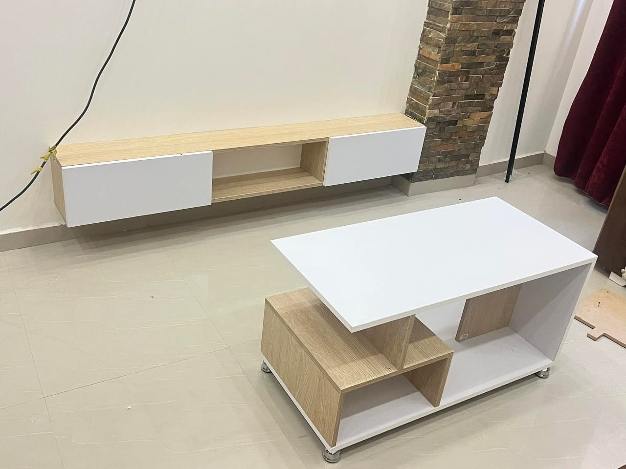 موبل تلفاز و طاولة أنيقة بتمن منتوج واحد