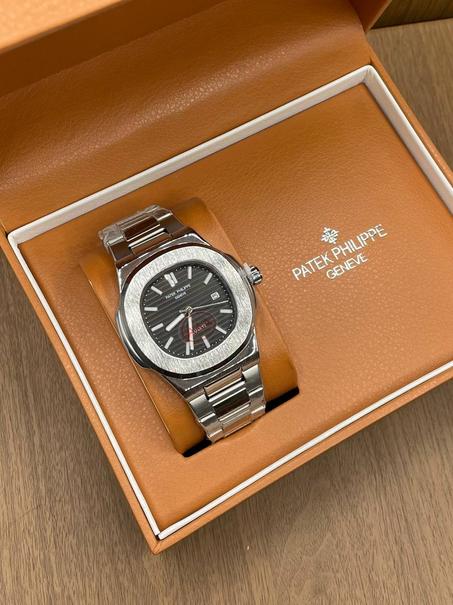 ساعة Patek Philippe homme  العصرية