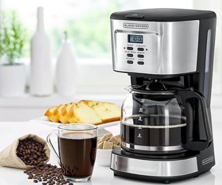 بلاك اند ديكر ةمكينة قهو 900 واط سعة 1.5 لتر 50 60 هرتز يكفي 12 كوب تصنع مقطرة و اسبريسو أسود + فضي