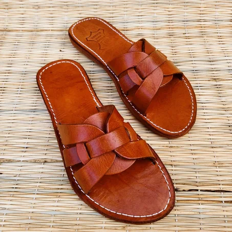 صندالة نسائية مغربية بالجلد الطبيعي 👡 مريحة وأنيقة