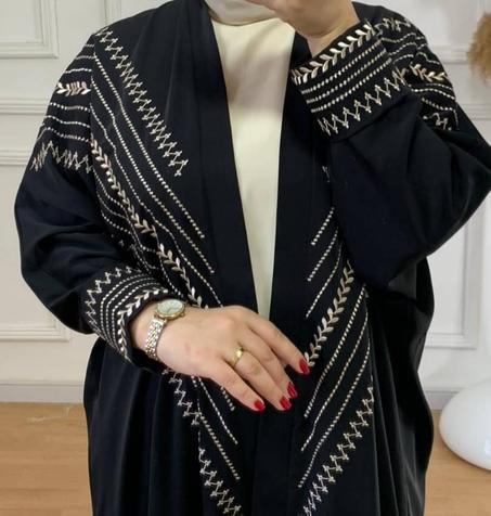 عباءة لؤلؤة