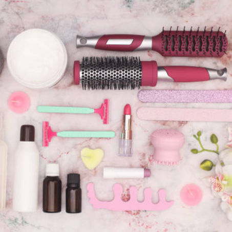 ادوات العناية و الجمال