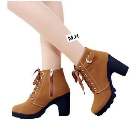 إطلالة راقية ومشية مريحة مع البوط العصري