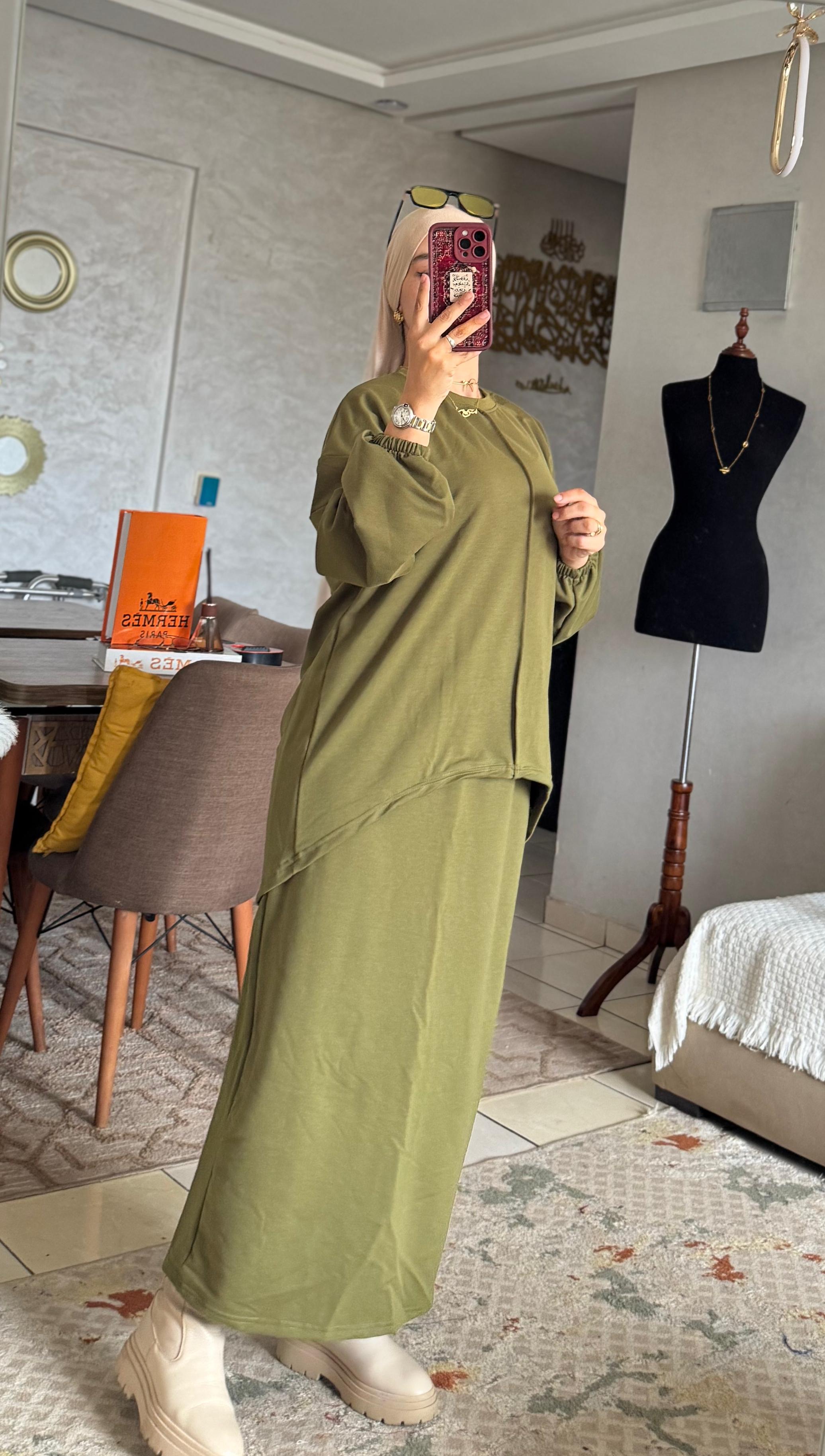 2025  طقم الأناقة : قطعتان لإطلالة ساحرة