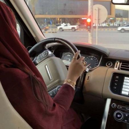 إكسسوارات السيارات