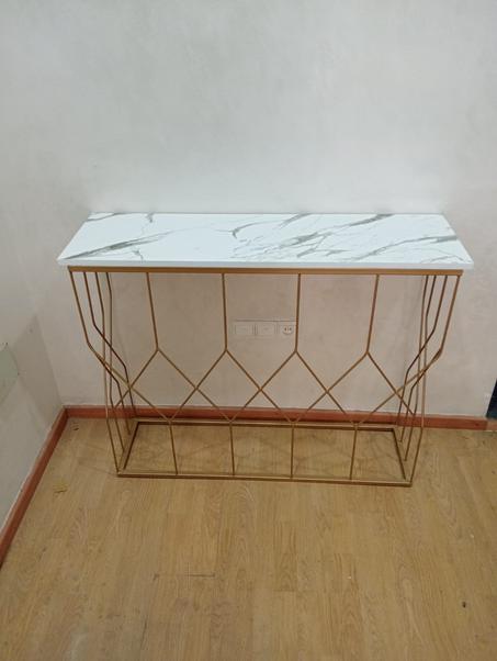 Console rectangulaire MDF effet marbre blanc & doré — Élégance moderne, design raffiné