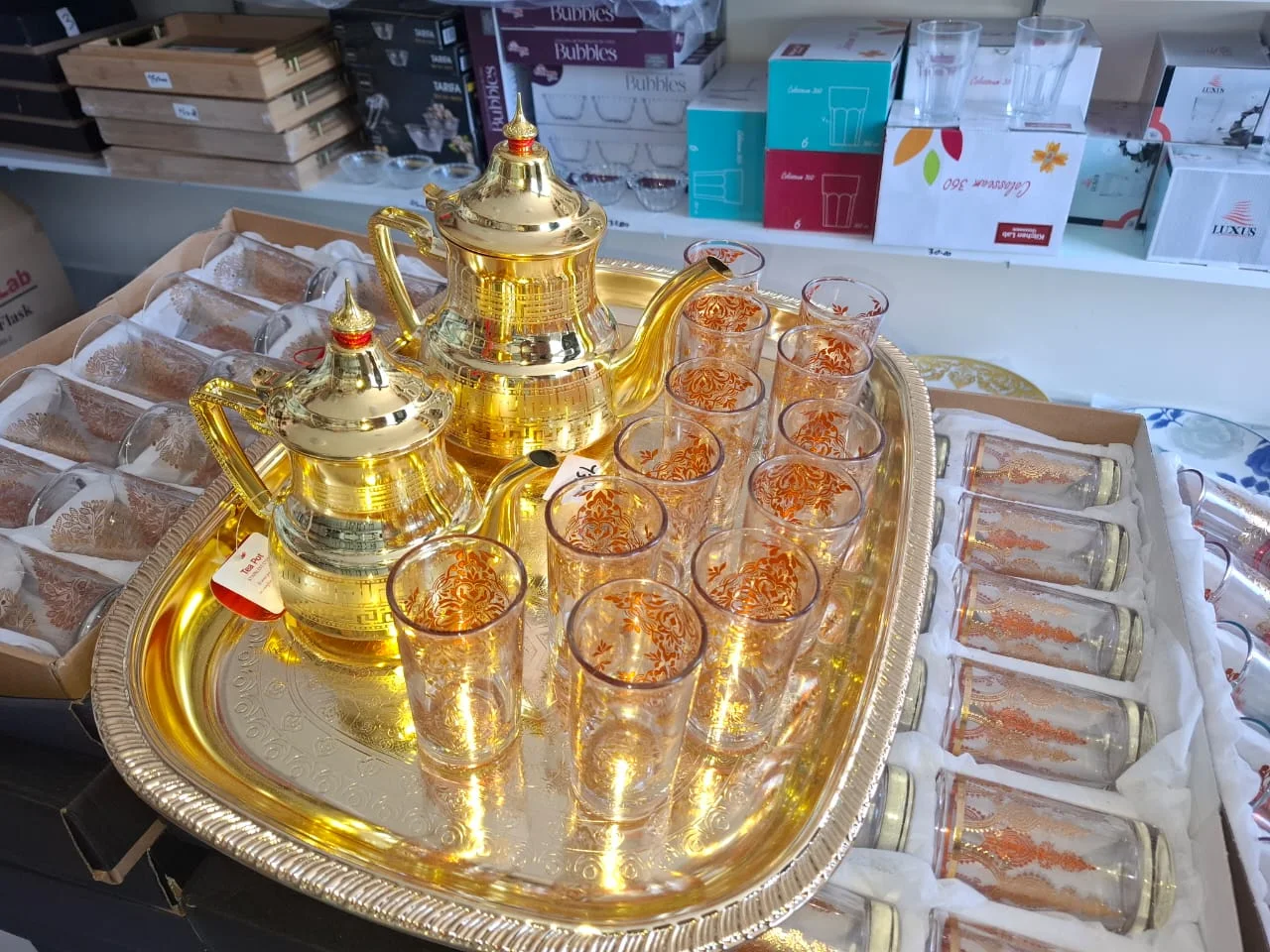 pack Plateau et Théière Marocaine Doré 2 L (Diam 35 cm) | باك صنية
