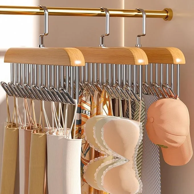 Cintres en bois multifonctionnels