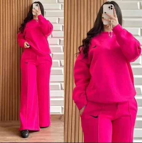 VETEMENTS POUR FEMMES