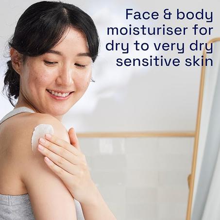 كريم للجسم من سيتافيل مرطب للبشرة الجافة والجافة جداً والحساسة، غير دهني، بزيت اللوز الحلو، 450 جرام