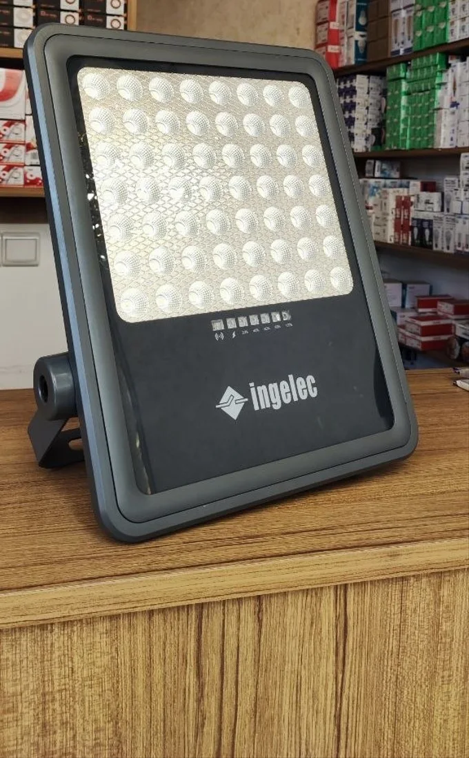 Projecteur solaire ingelec Abs بروجكتور الطاقة الشمسية أنجيليك ⭐️⭐️⭐️⭐️⭐️