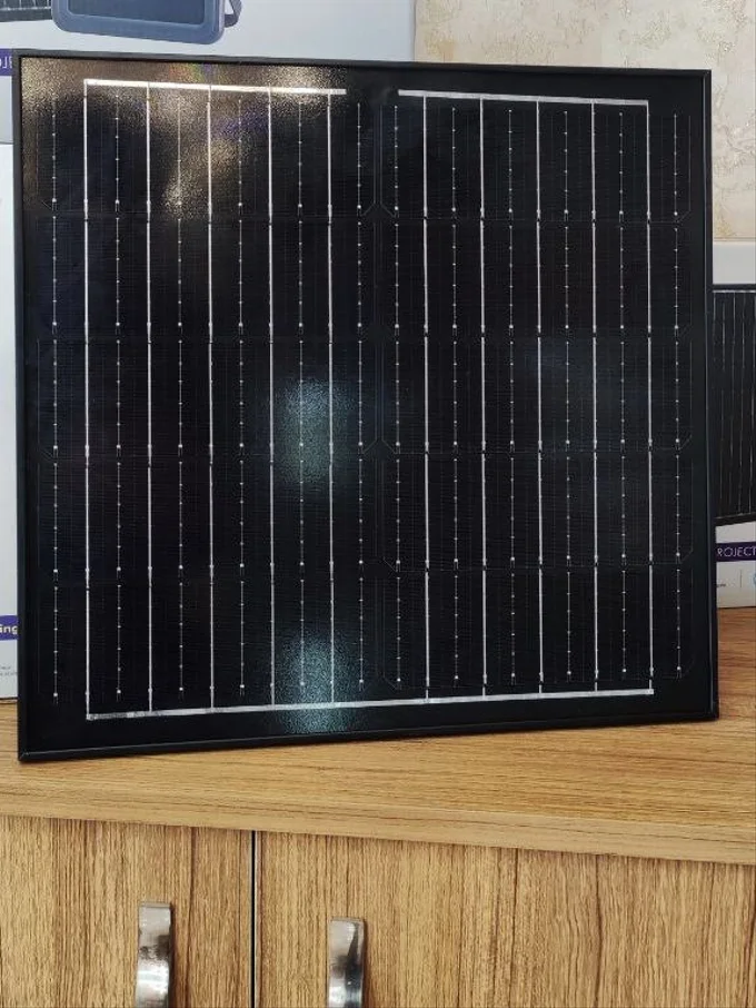 Projecteur solaire ingelec Abs بروجكتور الطاقة الشمسية أنجيليك ⭐️⭐️⭐️⭐️⭐️