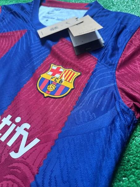 Maillot FC Barcelone Domicile 23/24