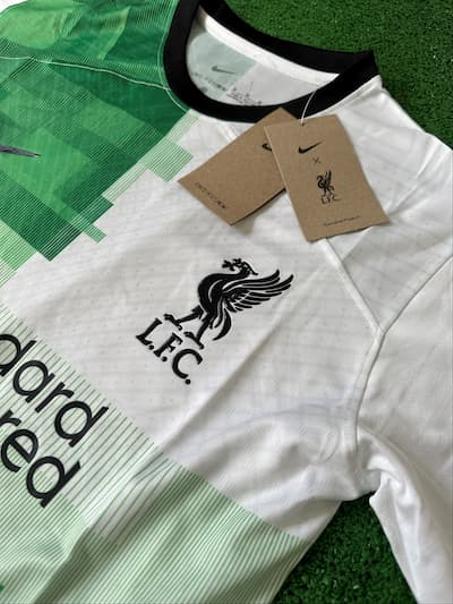 Maillot Liverpool Extérieur 23/24