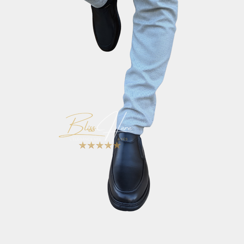 Mocassin Confort Léger en Cuir Noir – Élégance et Simplicité