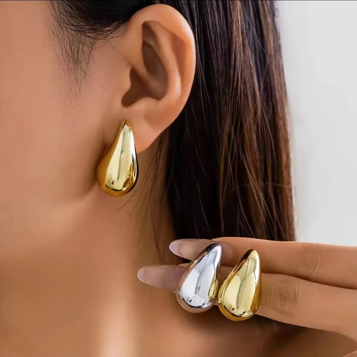 Boucles des goutes d'eau