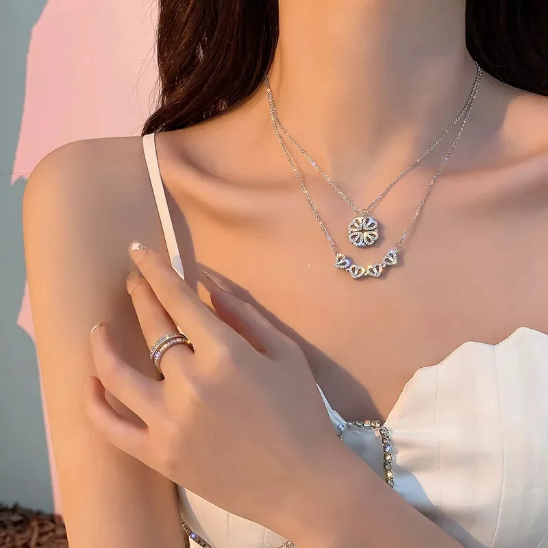 Collier coeurs magnetiques