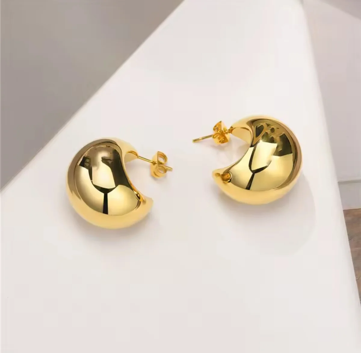 Boucles des goutes d'eau
