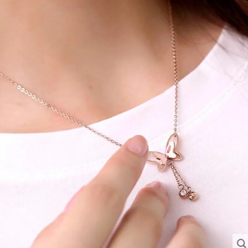 Collier papillon