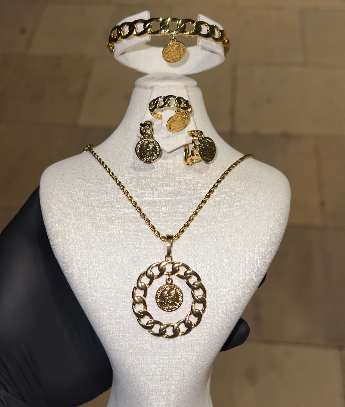 طقم رادكو بلويز الجديد ✨