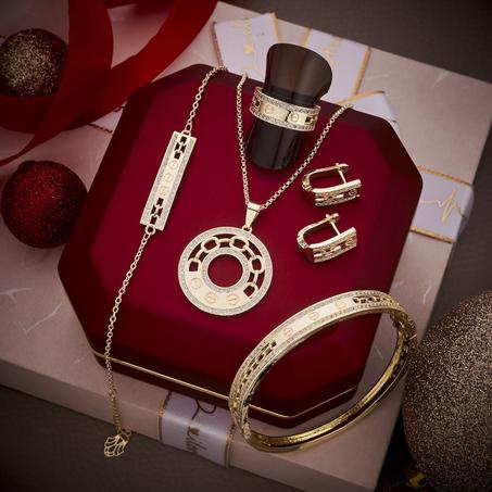 طقم مكون من 5 قطع راقي+ هماوي🔥🔥🔥