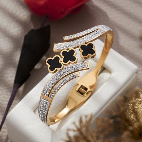 (مجموعة) براصلي أنيق و رآآقي جدا+ عالي الجودة بألوان و أشكال مختلفة \