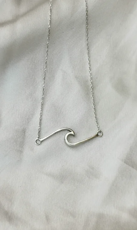 Wave necklace