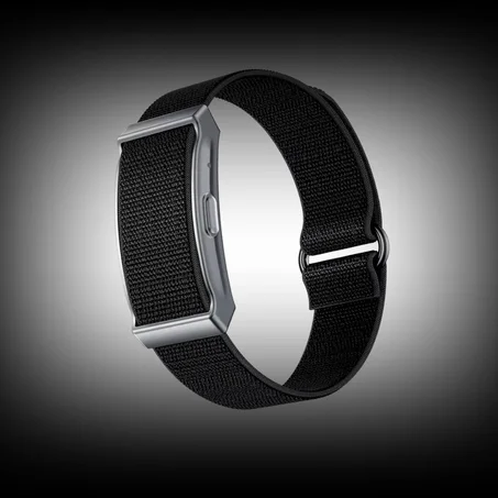 Smartfit سوار ذكي  لمتابعة اللياقة و الصحة البدنية
