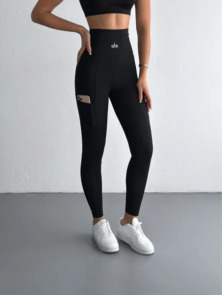 LEGGING ALO AVEC POCHE
