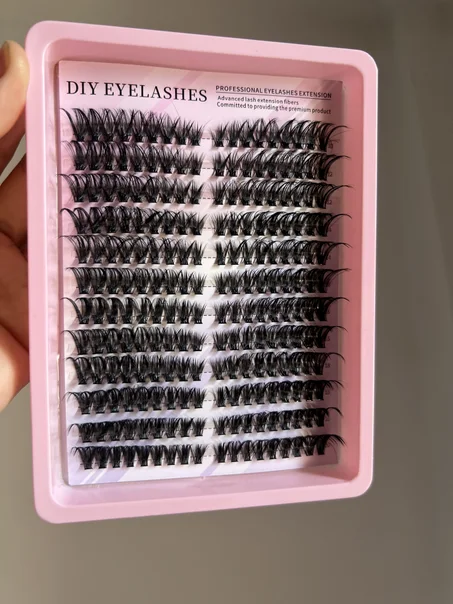 foxy lashes