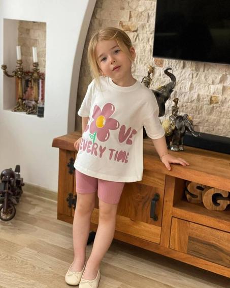 Serena Kids :Ensemble Élégant en Deux Pièces Love Everytime 🌸