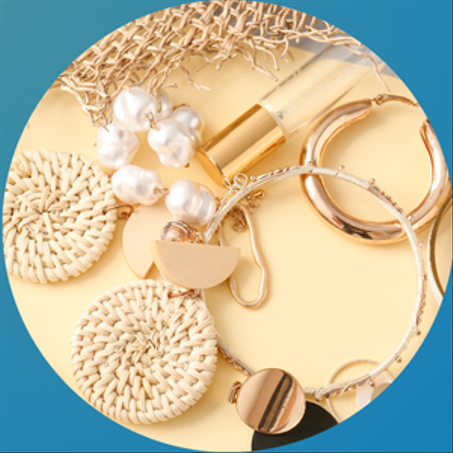 ملابس وأحذية و إكسسوارات النساء