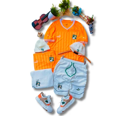 Ensemble Maillot Pro DOMICILE + Survêtement Culotte Blanc - Vert & Chapeau