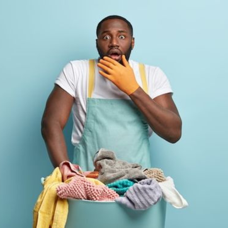 تنظيف الملابس