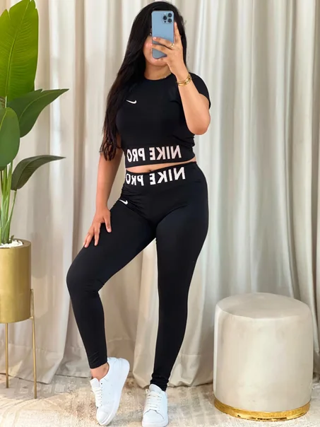 NIKE PRO
