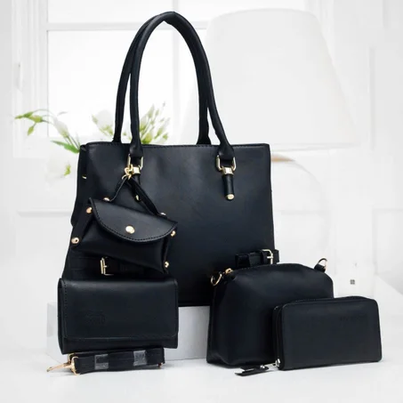 حقائب نسائية راقية ذات تصميم كلاسيكي مناسب جميع الأذواق