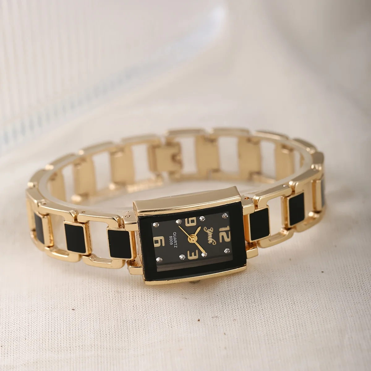 Royauté à Deux – Montre & Bijoux GLORY GU