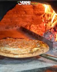 PIZZA au four a bois 1