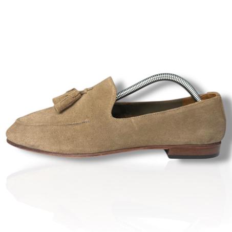 Mocassin en daim à pampilles _ Vert olive