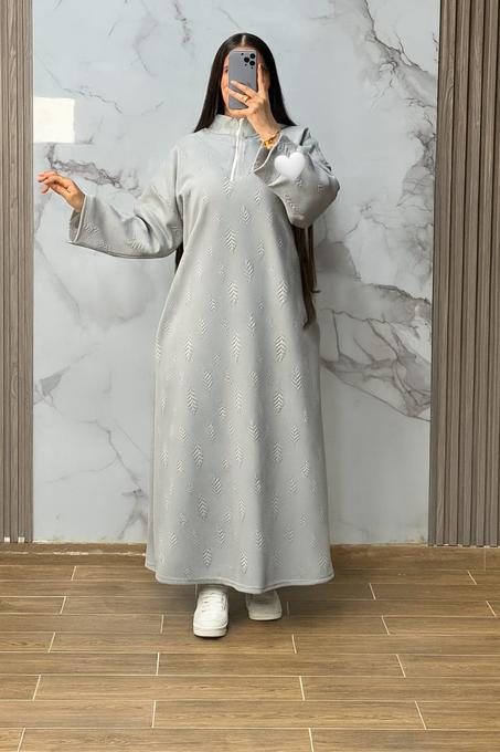 لبسة سبور بالسلسلة