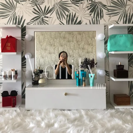 طاولة هوليوود الانيقة بالإضاءة + هدية رائعة