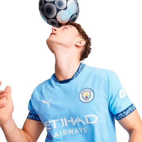 Manchester city home kit 2025