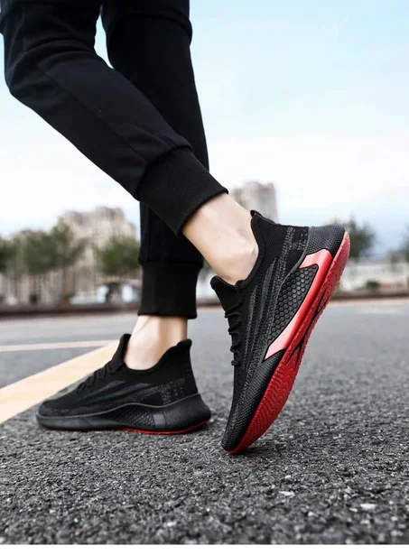 (bgn)الحذاء الرياضي الجديد.