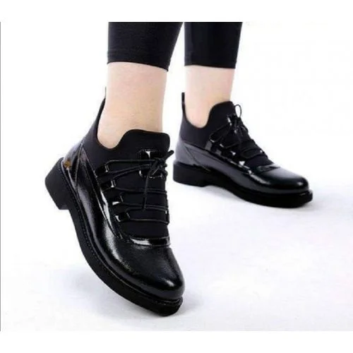 حذاء الأنيق